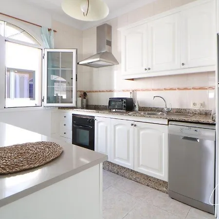 Cliff View * Órzola